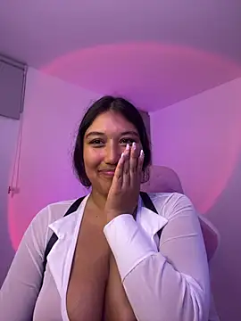 Chatroom XXX en direct de SharaRous