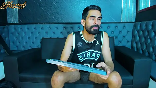 Chat XXX en directo de Andres_Bless