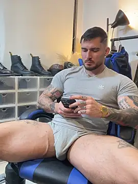DimitriSullivan_ Live XXX Chat