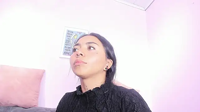 miss_soffi_ live XXX chat
