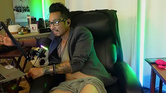 Ghost11_11's Live XXX Chat