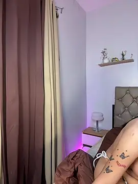 צ'אט XXX בשידור חי של DanikaLovve