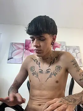 Tommy_valverde Chat XXX in diretta