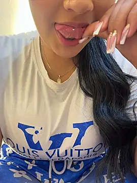 Chat +18 de Luisa_Fernandaa ao vivo
