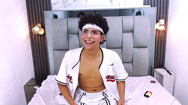 AlejandroCurls Live XXX-chat