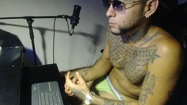 ROOKERT Chat XXX in diretta