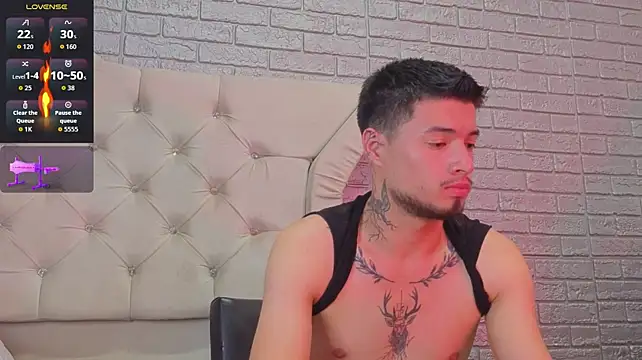 Chat XXX ao vivo de EdwardRoss_