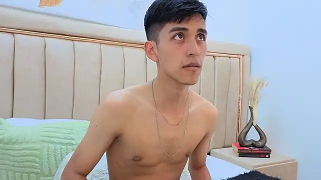 Show de Julian_Carusso na webcam