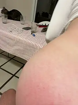 Webkamerová show Elnonoykeila77
