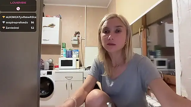 AngelJeni's Live XXX Chat