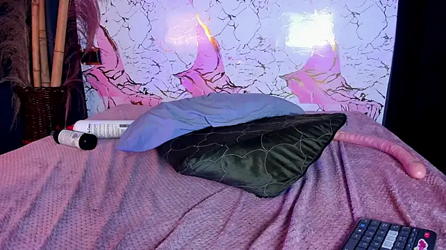 XXX chat uživo modela Thali_a