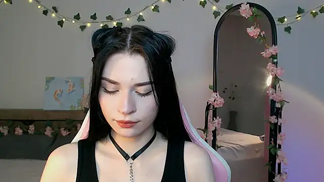 Chat XXX en directo de Tina_Charm