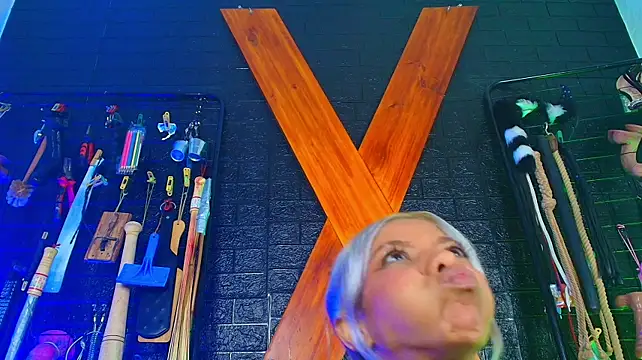 Chat +18 de Ariaoficial ao vivo