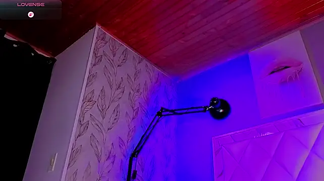 Онлайн чат XXX Dannyhot_