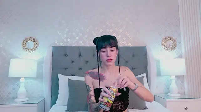 XXX chat uživo modela MissAthziry