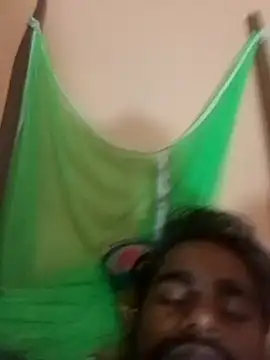 Rohanraj00001 – Naživo XXX chat
