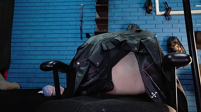 Czat XXX na żywo – TheIan26