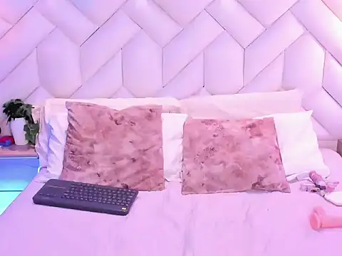 Chat +18 de Summer_Light1 ao vivo