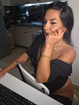 hot-babygirl live XXX chat