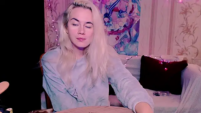 دردشة xxxcharismaaa الجنسية المباشرة
