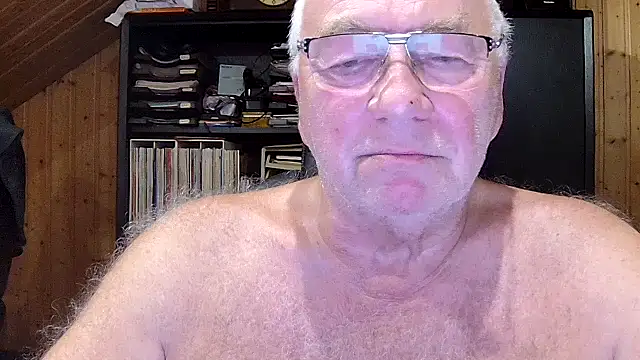 XXX chat uživo modela biggandybig