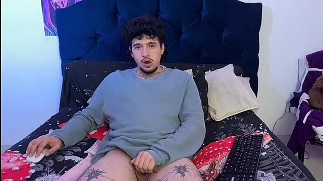 zoren_33 Chat XXX live