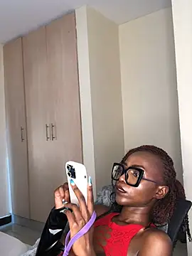 Chatroom XXX en direct de Kaylee_eee