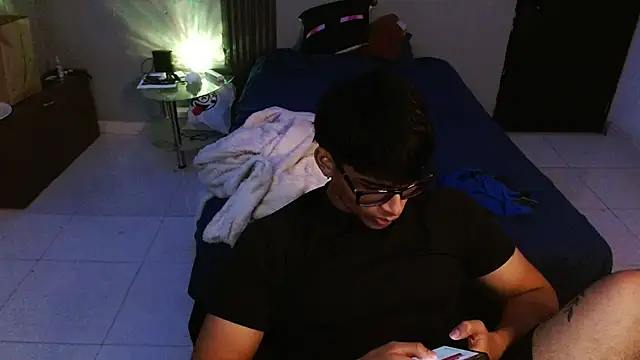 Chat XXX en directo de Mr_yisuzz