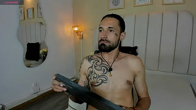 Alexx_val XXX чат на живо