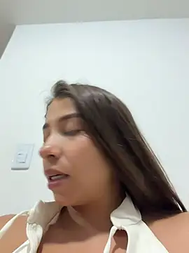 Chat XXX en directo de Hall_16