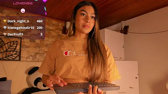 Khaiimy 라이브 XXX 채팅