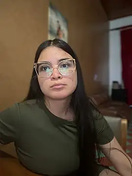 CamilaSofiia's Live XXX Chat