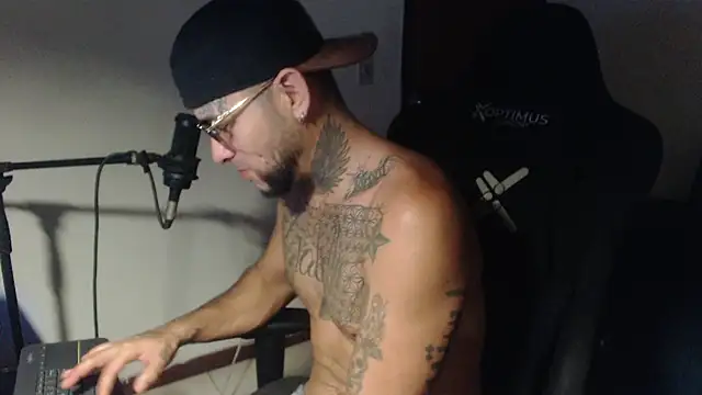 Chat +18 de ROOKERT ao vivo