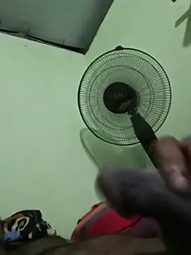chandrasirik's Live XXX Chat