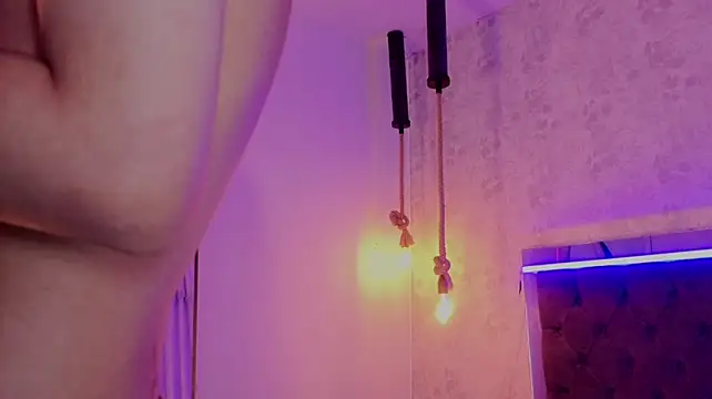 ryo_light XXX чат на живо