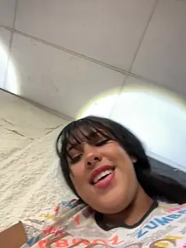 MiaAndrade's Live XXX Chat
