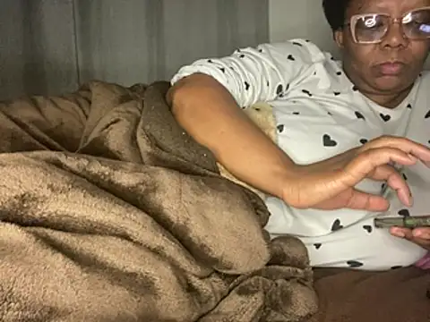 BoobsQueeen's Live XXX Chat