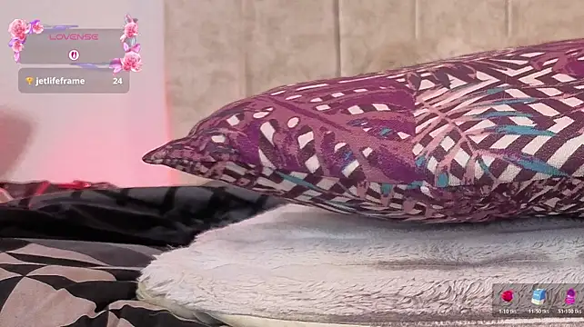 Chat +18 de Emilly-hall ao vivo