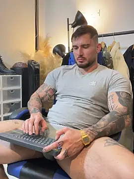 DimitriSullivan_のライブXXXチャット