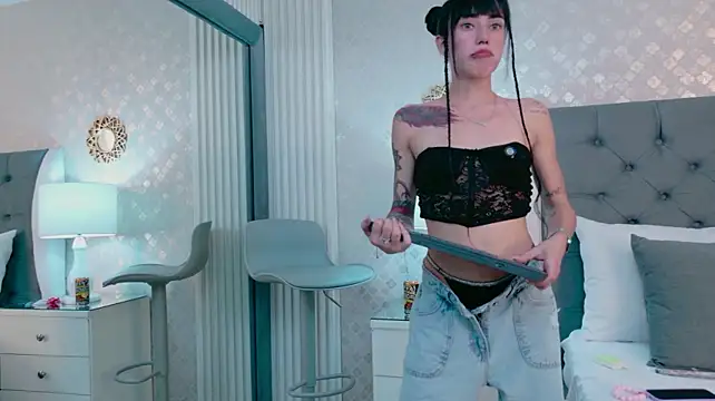 MissAthziry 라이브 XXX 채팅