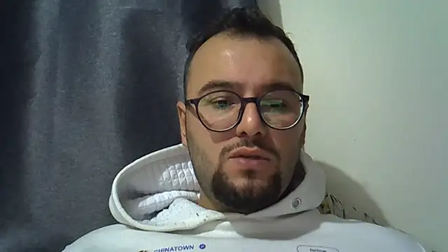 piazaocwb23 élő XXX-chatje