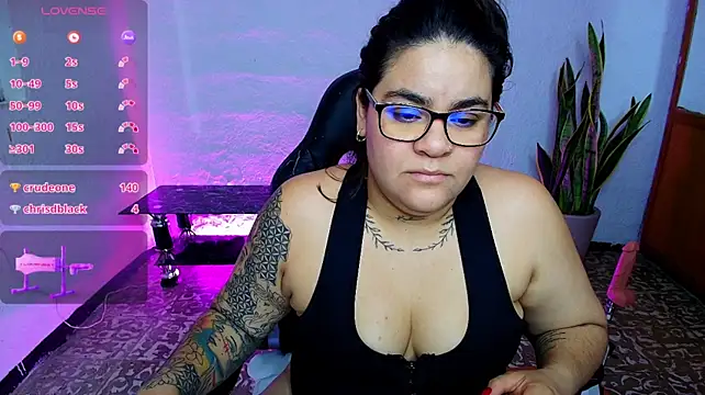 camilita_hurtadoo élő XXX-chatje