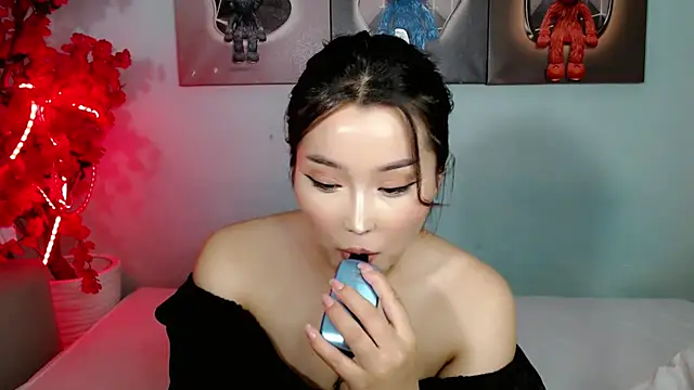 ichiben's Live XXX Chat