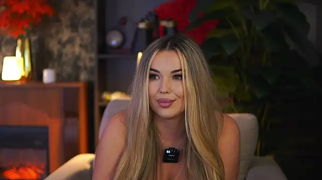 XXX chat uživo modela EvaSunderland