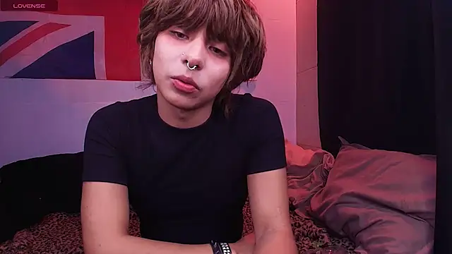 Aronn_44 Chat XXX in diretta