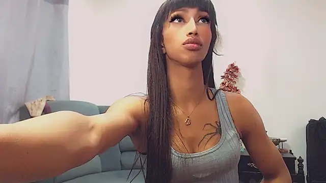 Hilary_Rodriguez_ Live XXX-Chat