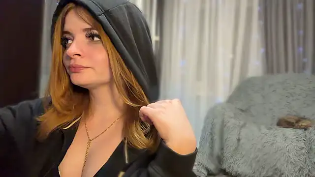 Chat +18 de Elirya ao vivo
