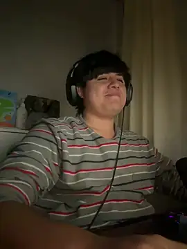 Zoro370 Chat XXX live