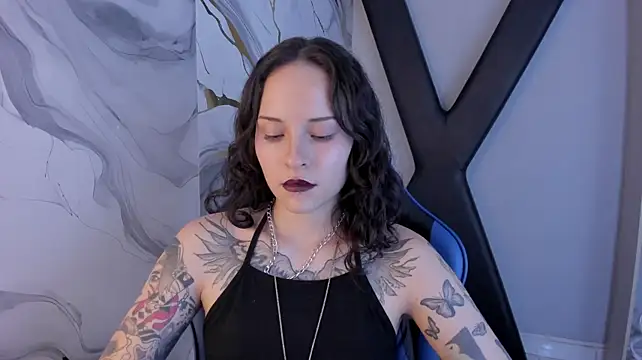 Chat XXX en directo de AnnyThompson_