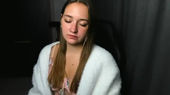 XXX chat uživo modela sara_rosseee
